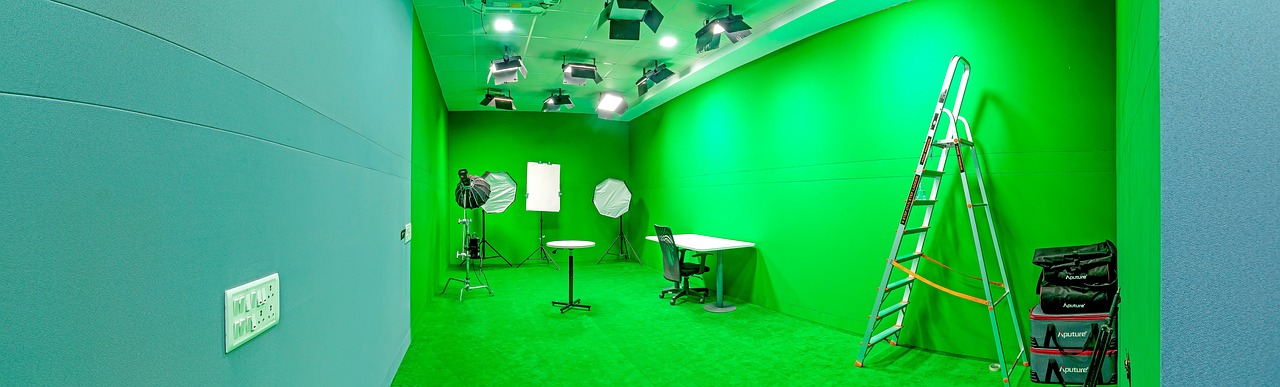 About us - студия, фотостудия, студийный свет, цветность, зеленая студия, домашняя студия, цветная студия, студия записи, k12 techno services pvt ltd, макет нарасимхи, йесуантпур, бенгалуру, карнатака, индия